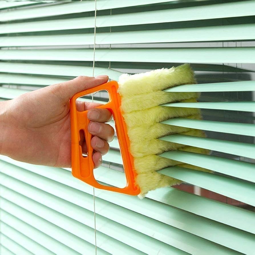Deep Clean 7-Slat Brush for Window Rails, Blinds & Air Conditioner Vents: f