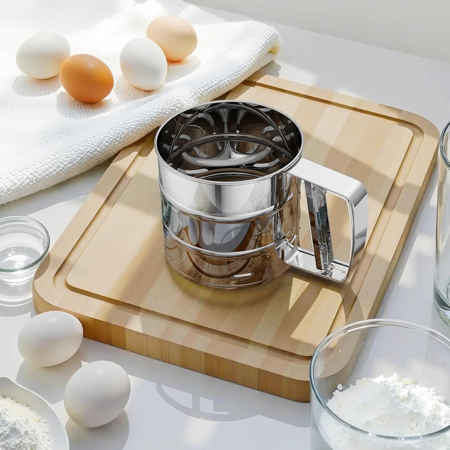 Steel Manual Flour Sifter – Clean, Quick & Efficient Sieving-.g