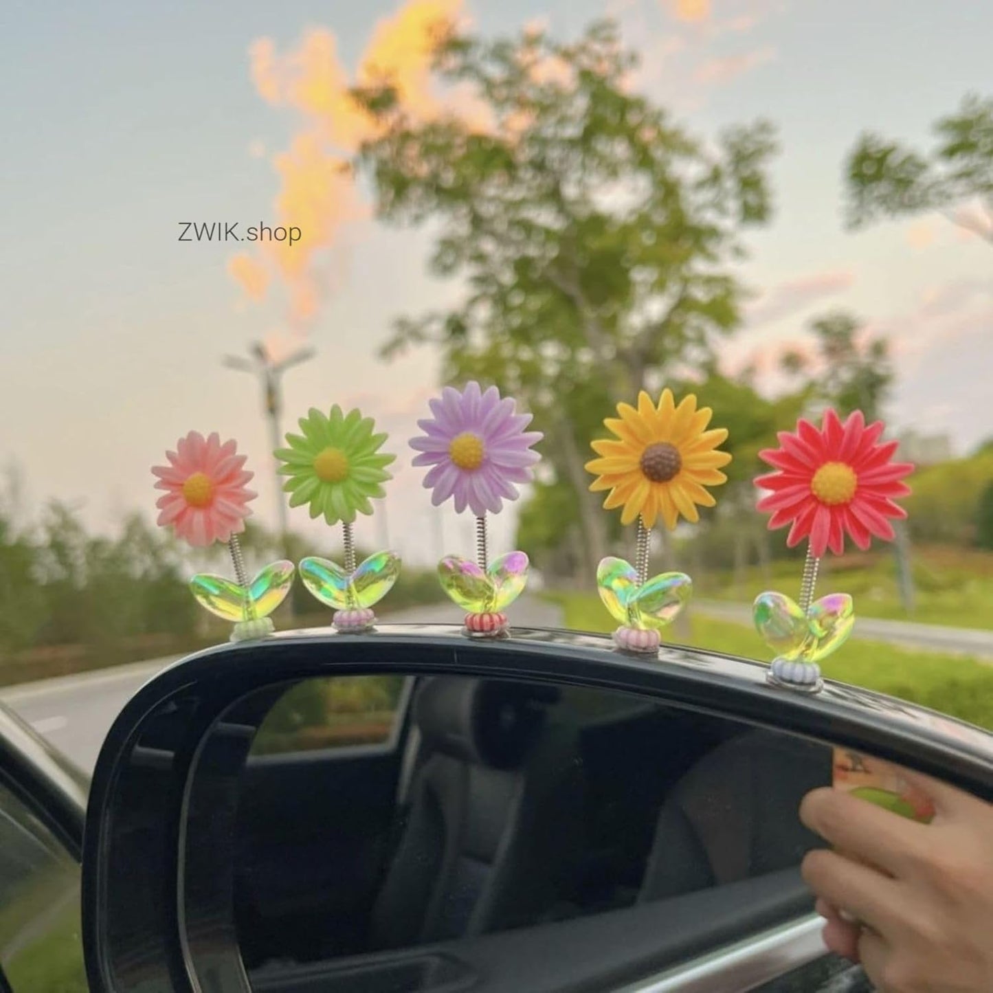 Cute Dancing Sunflower Car Dashboard Decor – Mini Shaking Flower Set (5 PCS);f