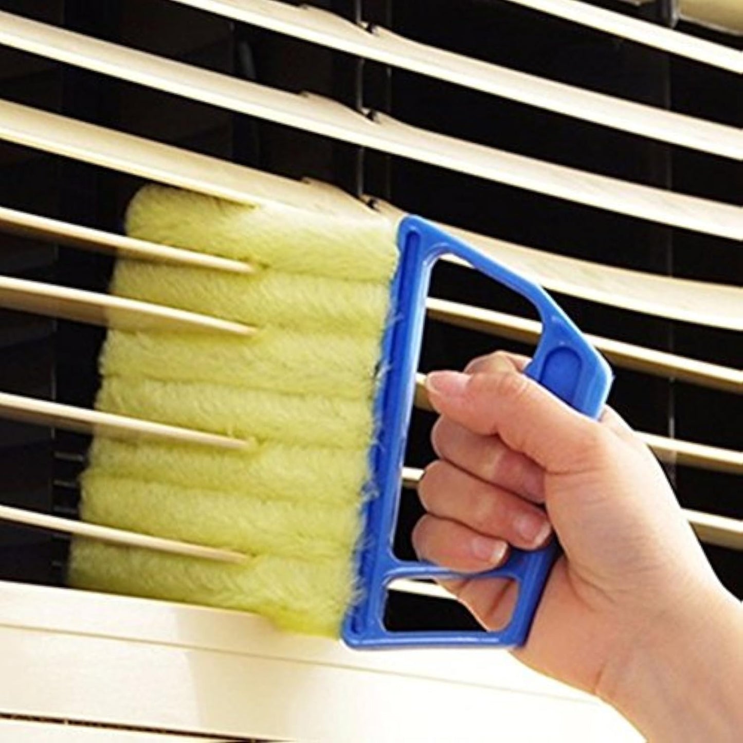 Deep Clean 7-Slat Brush for Window Rails, Blinds & Air Conditioner Vents: f