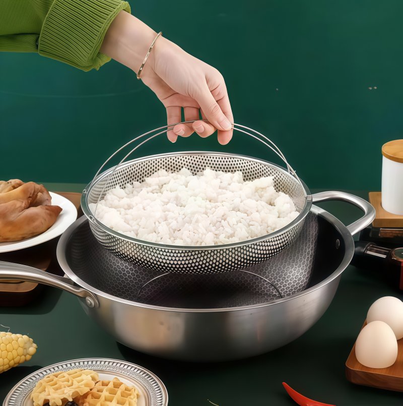 Multi-Purpose Stainless Steel Steaming & Draining Mesh Basket: f